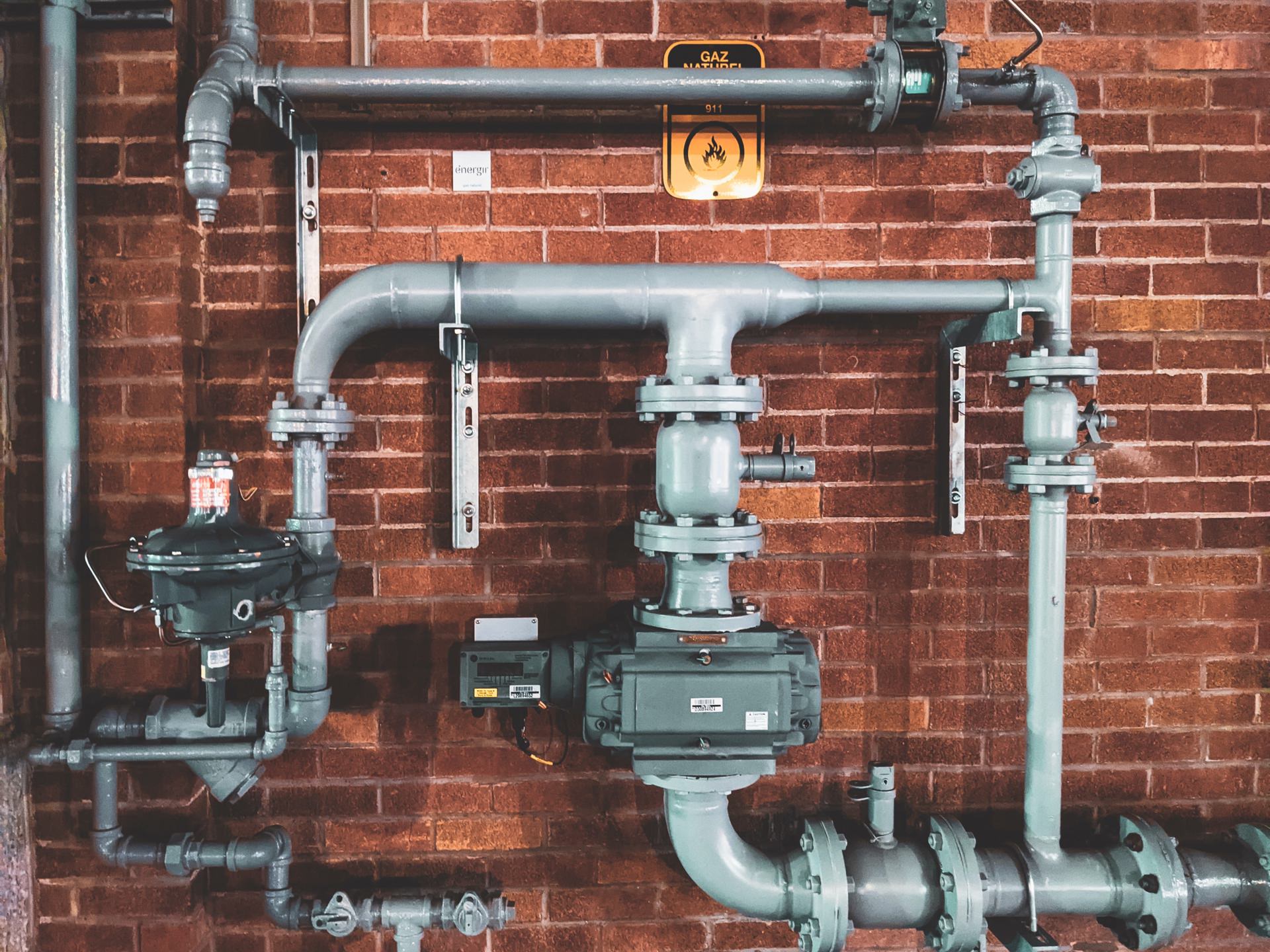 Central heating installation costs vary depending on the complexity of pipework, modern or traditional heating controls, whether you choose a combi boiler, gas boiler, or if you have a hot water tank or cold water tank to deal with, etc...